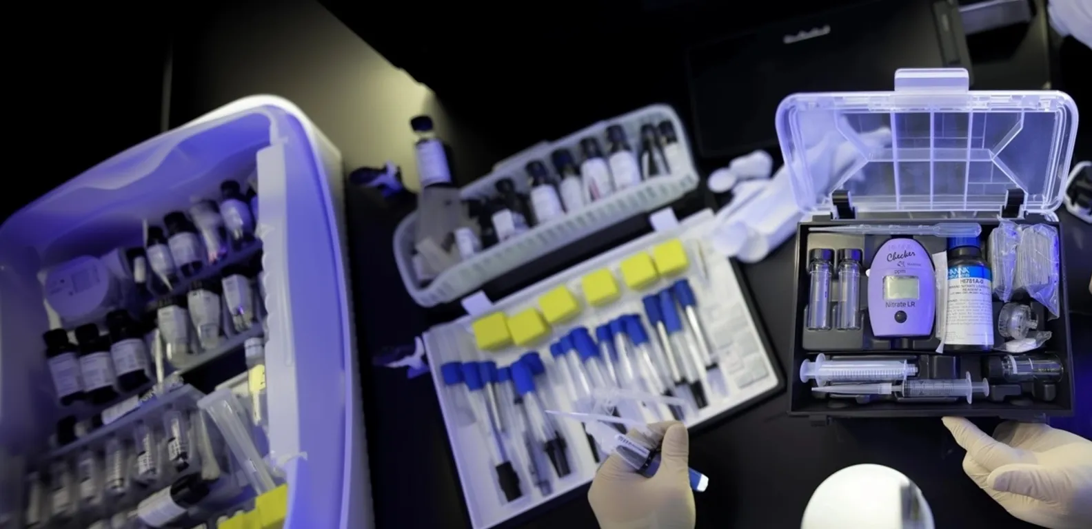 Hannah Nutrient Sampling kit used to measure nutrient concentration in seawater samples.